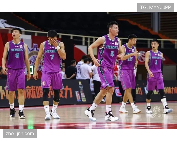 坎比亚吉传射领衔博洛尼亚4比0大胜十人比萨迎赛季首胜