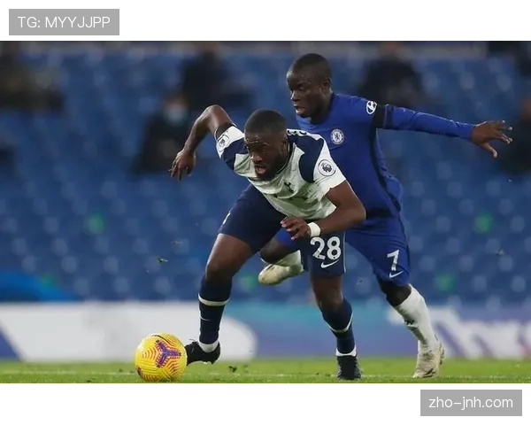 秘鲁体育大学主场战胜西恩夏诺 防守反击战术奏效
