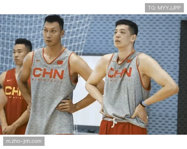 贺希宁面部带伤作战引关注 球员负荷管理议题再浮现 贺希宁面部带伤作战引关注 球员负荷管理议题再浮现